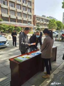 区财政局多措并举做好社会信用体系建设宣传