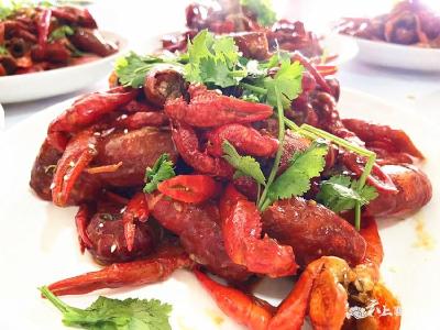 襄州美食品鉴会 | 带你实现小龙虾自由，盘它！