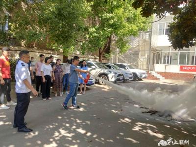 加强消防安全教育 提高消防安全意识