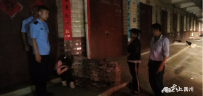 石桥镇夜间巡逻作用大