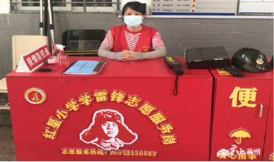 张湾街道红星社区：疫情常态化防控，“双报到”党员在行动