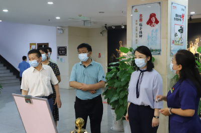市委常委陈剑督导检查疫情防控工作