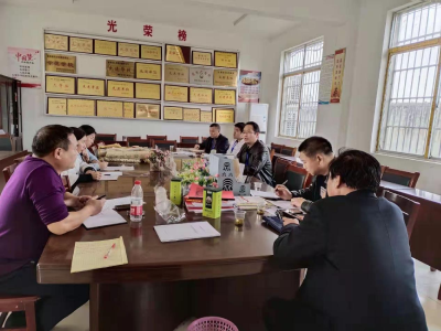 区教育局到程河镇中心小学督导检查“双减”及“五项管理” 工作