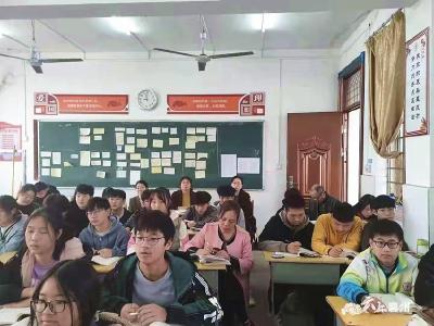 “三位一体”教学督导，推动教学质量上台阶