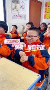 襄州区天润小学：“走新”更“走心”的午托