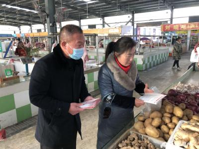 助力普法宣传 人大代表在行动