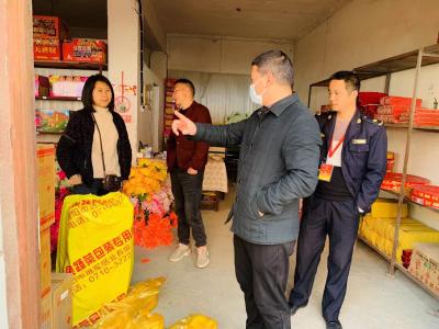 伙牌镇开展清明节前烟花爆竹经营领域安全专项检查