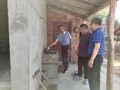 下基层察民情解民忧暖民心 用心用情办实事