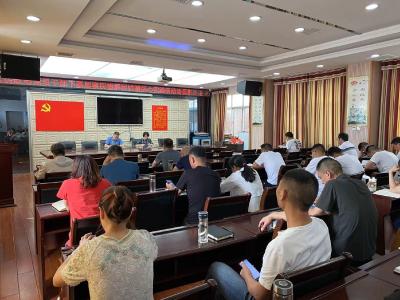 区民政局开展党员干部下基层察民情解民忧暖民心实践活动动员部署会