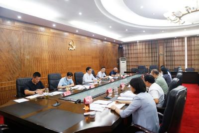 刘明锋主持召开区委常委会会议暨区委全面深化改革委员会2022年第四次会议