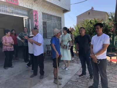 村组恳谈“听”民意 共同缔造“聚”民心