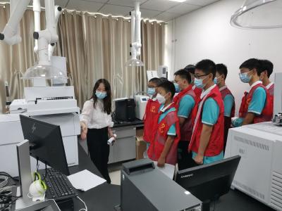 检验检测机构开放日活动  让学生“零距离”关注食品安全