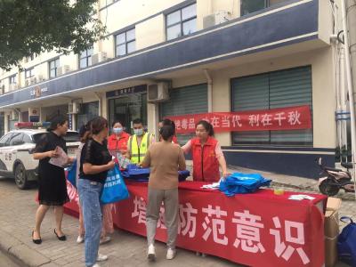 人大代表齐参与  禁毒宣传入人心
