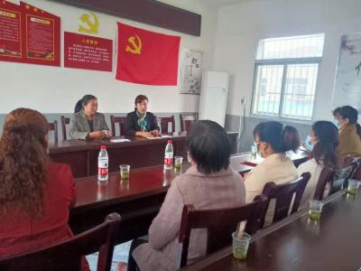 妇女议事会  凝聚基层“她”力量