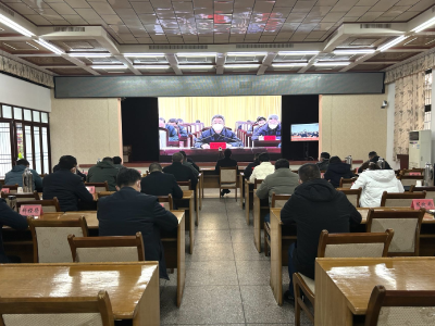 崔长领： 统筹医疗资源  守护人民群众生命安全和身体健康