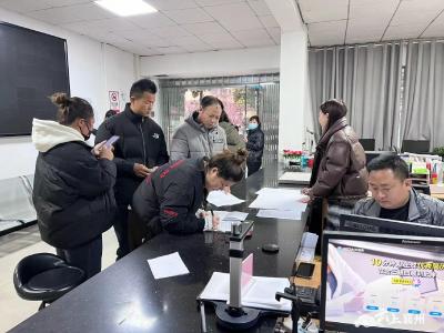 襄州区住建局助力新市民、青年人“住有所居”
