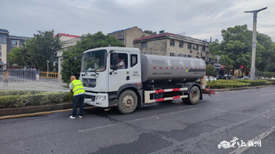 襄州园林：加强绿植夏季管理  防汛抗旱保苗壮