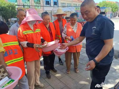夏日炎炎送清凉 高温慰问沁人心