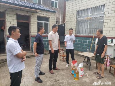 朱集镇：“八一”慰问送关怀 拥军优属情谊浓