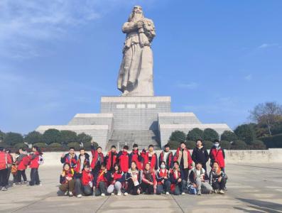 红星闪耀炎帝乡 研学逐梦启新航