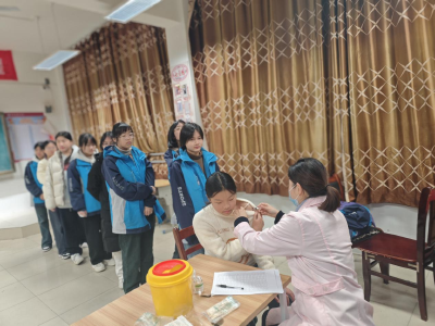 襄州区HPV疫苗接种进校园：守护青春 健康同行