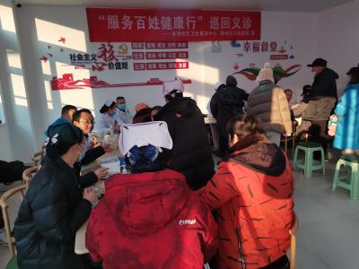 义诊进社区 冬日送温暖