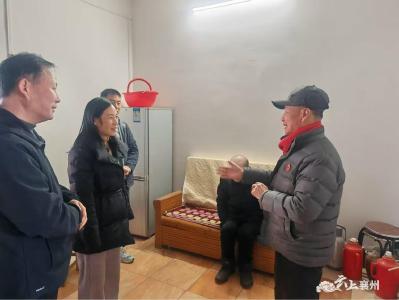 暖心慰问  情满朱集