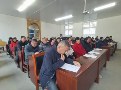 黄龙镇：惠民政策送上门 真诚服务暖民心