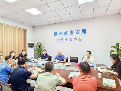区领导到区信访局接访 倾听民声解民忧