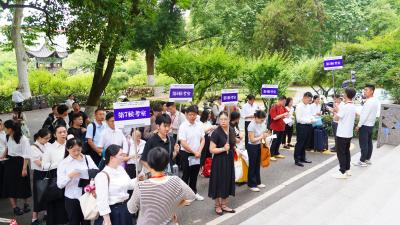 “田园诗乡·才聚襄州”引进事业单位急需紧缺人才第一轮面试举行