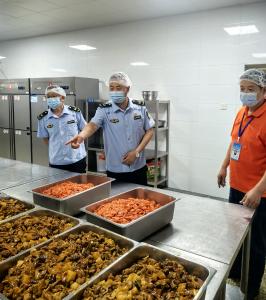 “食”刻守护好“舌尖上的安全”