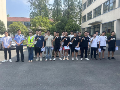 禁毒助力征兵体检 严把新兵“质量关”