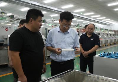 刘明锋：绷紧安全生产弦 开拓市场提升品牌影响力