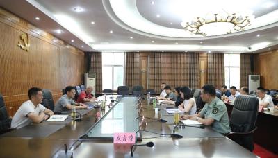 刘明锋：刀刃向内推动问题整改销号 确保学习教育走深走实