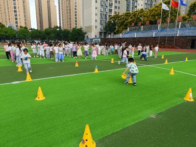 襄州七中举办趣味体育活动