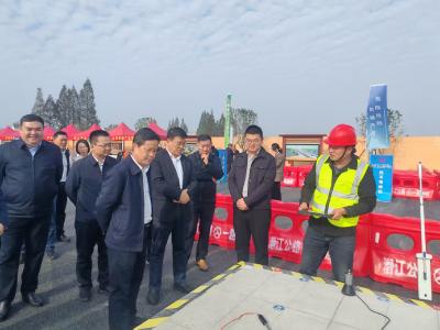 襄阳选手在全省第八届“交通工匠杯”大赛上荣获佳绩
