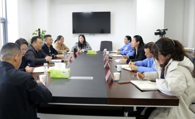 区领导到襄州区融媒体中心调研