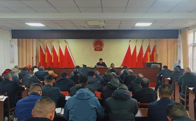 学习贯彻党的二十届四中全会精神区委宣讲团报告会在黄集镇举行