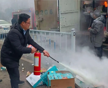 突发火情见担当 农商行人“逆行”救援护平安