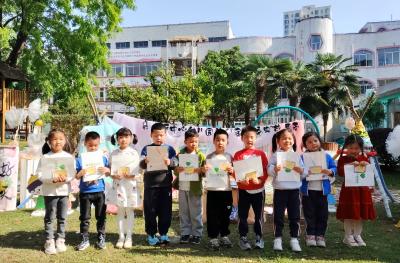 童声讲故事  书香伴成长