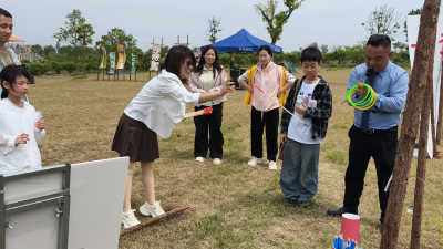 五一首日 襄州黄龙镇醉美桃花坞“趣玩嘉年华”人气旺