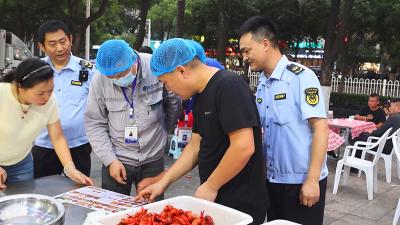 守牢肉品安全关 夜市消费更放心