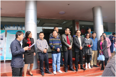 深圳黄州商会代表到赤壁街道开展爱心捐赠活动