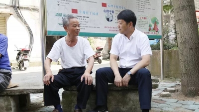 老旧小区换新颜，区长要求这么干！