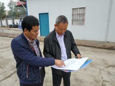 尤金明到龙王山社区调研