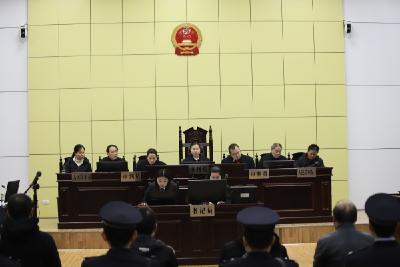 黄州区扫黑除恶首例涉恶集团案开审 130余人参加旁听 案件将择日宣判
