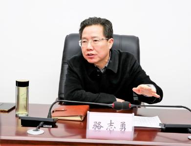黄州区重点项目建设调度会召开