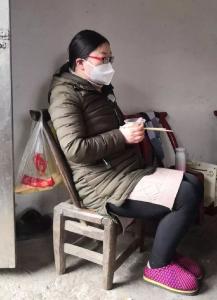 黄冈治愈患者告诉我们： 不要恐慌，新型肺炎可以治愈