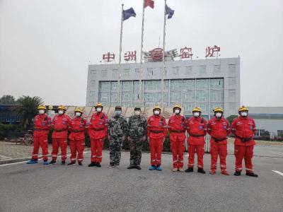东江建新一家亲  抗疫消杀献真情