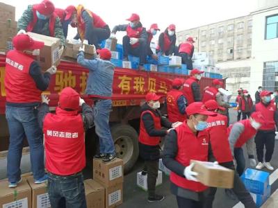 【战疫故事】学习雷锋好榜样！致敬黄州志愿者